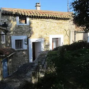charmante-maison-centre-village-vue-sur-jardin.fr-provencehotel.com/